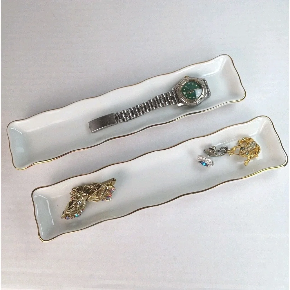 Set of 2 White Golden Heirloom Shafford Porcelain Trays With Gold Trim 8.5